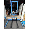 中古手動式パワーリフター1100mm両面パレット用ワイドタイプ（200kg）品番PL-H200-15J Z-01058-8