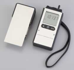 ハンディデジタル圧力計M585AM-281Z