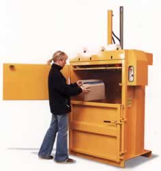 紙段ボール圧縮機M699-4B