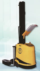 自走式ストレッチ包装機M155LR-AT