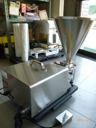 充填機 ステンレス製 未使用品 b0f246wzss.jpg