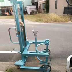 中古大阪タイユードラム反転リフター DM-1100
