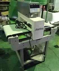 中古アンリツ金属探知機KD802AE
