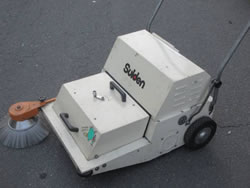 中古スイデン充電手押しスイーパーST-702DCS