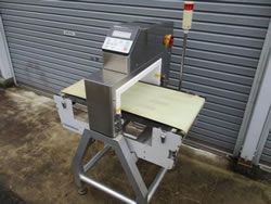 中古アンリツ金属検出機 KD8025A