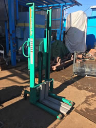 中古スギヤス油圧式トラバーリフトST50