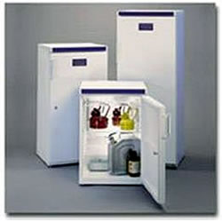 防爆冷蔵庫 品番MI1A-100EXL